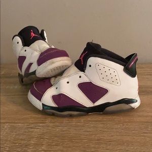 Girls Jordan’s 10c